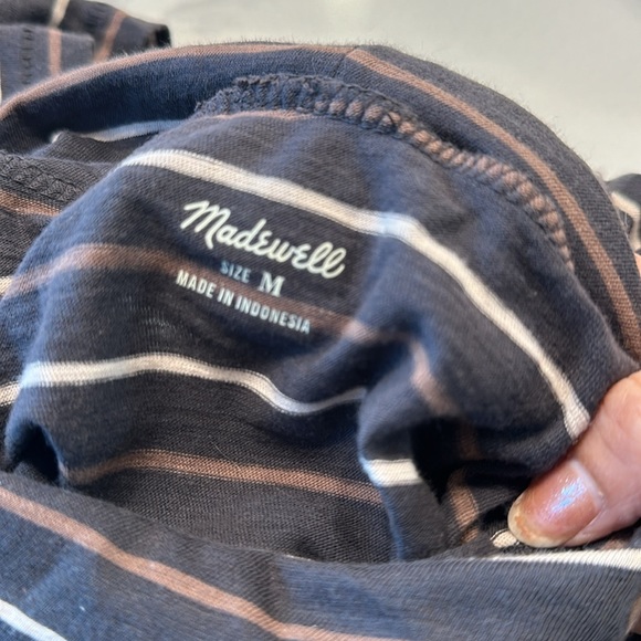 Madewell tissue turtleneck strip top. Size M - Picture 3 of 4